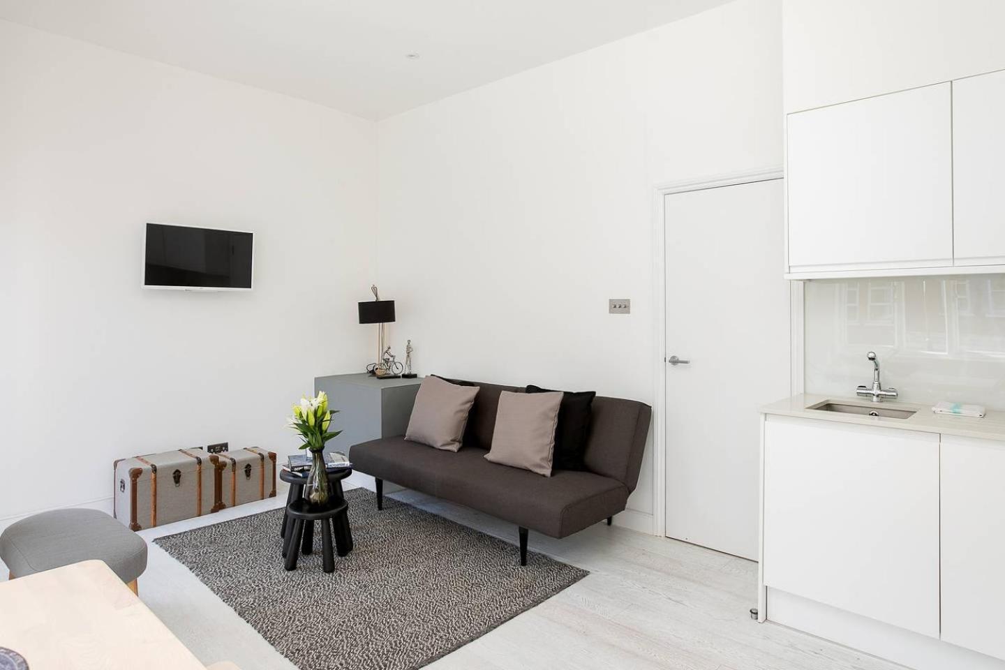 Guestready - West Kensington Home W/Balcony Лондон Екстер'єр фото